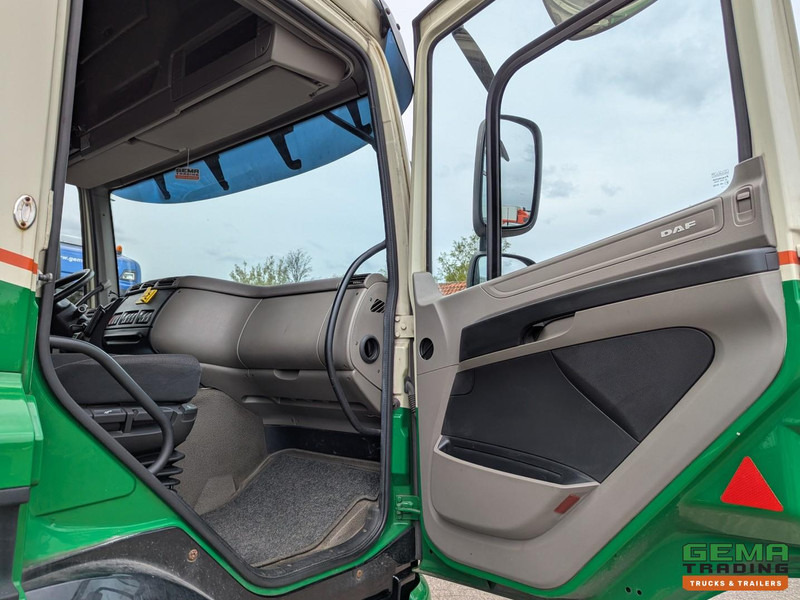 Камион с брезент DAF FAN CF85.410 6x2/4 Spacecab Euro5 EEV - Schuifzeilen/dak 7.23m + Laadklep 6000kg - 10/2025APK: снимка 12 Камион с брезент DAF FAN CF85.410 6x2/4 Spacecab Euro5 EEV - Schuifzeilen/dak 7.23m + Laadklep 6000kg - 10/2025APK: снимка 12