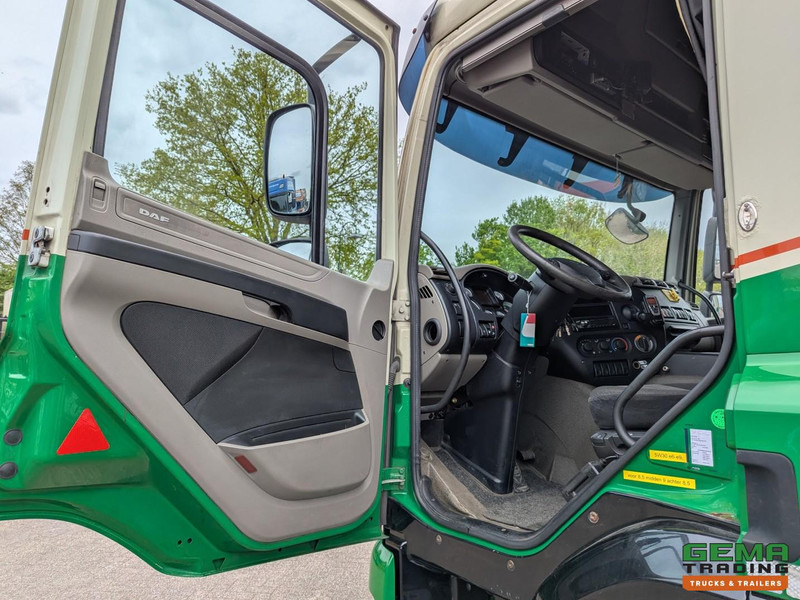 Камион с брезент DAF FAN CF85.410 6x2/4 Spacecab Euro5 EEV - Schuifzeilen/dak 7.23m + Laadklep 6000kg - 10/2025APK: снимка 11 Камион с брезент DAF FAN CF85.410 6x2/4 Spacecab Euro5 EEV - Schuifzeilen/dak 7.23m + Laadklep 6000kg - 10/2025APK: снимка 11