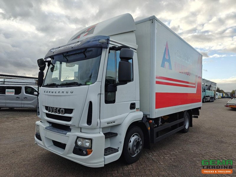 Iveco Eurocargo 120E18 4x2 Dagcab Euro5 - Handgeschakeld - GeslotenBak 5m - Laadklep 2000KG - 05/2026 APK - Камион фургон: снимка 1 Iveco Eurocargo 120E18 4x2 Dagcab Euro5 - Handgeschakeld - GeslotenBak 5m - Laadklep 2000KG - 05/2026 APK - Камион фургон: снимка 1