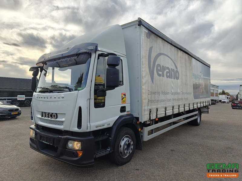 Iveco Eurocargo 120E22 Dagcab Euro5 - 6CIL - Handgeschakeld - Schuifzeilenbak 8.6m - Volledig Bladgeveerd - SMARTTacho V2 - Камион с брезент: снимка 1 Iveco Eurocargo 120E22 Dagcab Euro5 - 6CIL - Handgeschakeld - Schuifzeilenbak 8.6m - Volledig Bladgeveerd - SMARTTacho V2 - Камион с брезент: снимка 1