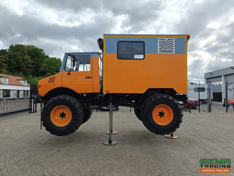 Камион Mercedes-Benz Unimog 1300L 4x4 Handgeschakeld - GeslotenBak - PTO - Hydr. steunpoten - Webasto - SondeerWagen: снимка 19 Камион Mercedes-Benz Unimog 1300L 4x4 Handgeschakeld - GeslotenBak - PTO - Hydr. steunpoten - Webasto - SondeerWagen: снимка 19