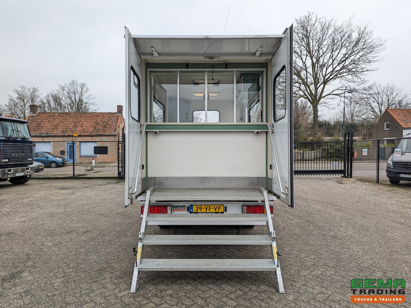 Mercedes-Benz 400-serie 410 D 4x2 Euro2 - Mobiel Kantoor - Standkachel - Hydr. Steunpoten - Eigen Accu's - 26.000KM Origineel - MARGE - Лекотоварен автомобил: снимка 5 Mercedes-Benz 400-serie 410 D 4x2 Euro2 - Mobiel Kantoor - Standkachel - Hydr. Steunpoten - Eigen Accu's - 26.000KM Origineel - MARGE - Лекотоварен автомобил: снимка 5