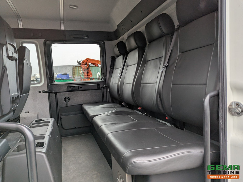 Лизинг на MAN TGL 12.180 4x2 DoKa 7 pers. Euro5 EEV - Paardenwagen 2-Paards - 147.000km! - MARGE MAN TGL 12.180 4x2 DoKa 7 pers. Euro5 EEV - Paardenwagen 2-Paards - 147.000km! - MARGE: снимка 15