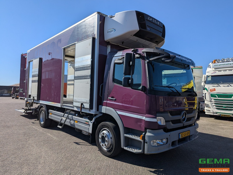 Mercedes-Benz ATEGO 1222 L 4x2 Dagcab Euro5 - Koel-Vriesbak 6.3M - Carrier Supra 950MT + Laadklep 2000KG - Zijdeuren - Рефрижератор камион: снимка 2 Mercedes-Benz ATEGO 1222 L 4x2 Dagcab Euro5 - Koel-Vriesbak 6.3M - Carrier Supra 950MT + Laadklep 2000KG - Zijdeuren - Рефрижератор камион: снимка 2