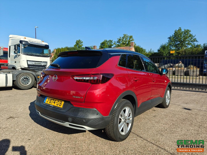 Opel Grandland X 1.5 CDTi - Euro6 BG - Automaat - 4-Seizoens Banden - NIEUWE MOTOR met 3 jaar garantie - 06/2026 APK - Лек автомобил: снимка 3 Opel Grandland X 1.5 CDTi - Euro6 BG - Automaat - 4-Seizoens Banden - NIEUWE MOTOR met 3 jaar garantie - 06/2026 APK - Лек автомобил: снимка 3