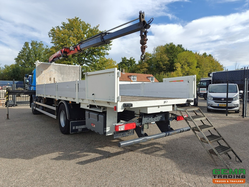 Renault Premium Lander 340 4x2 Dagcab Euro5 - Retarder - Open Laadbak 7.8M + Palfinger PK12002-EH - RadioGrafisch - Бордови камион, Камион с кран: снимка 4 Renault Premium Lander 340 4x2 Dagcab Euro5 - Retarder - Open Laadbak 7.8M + Palfinger PK12002-EH - RadioGrafisch - Бордови камион, Камион с кран: снимка 4