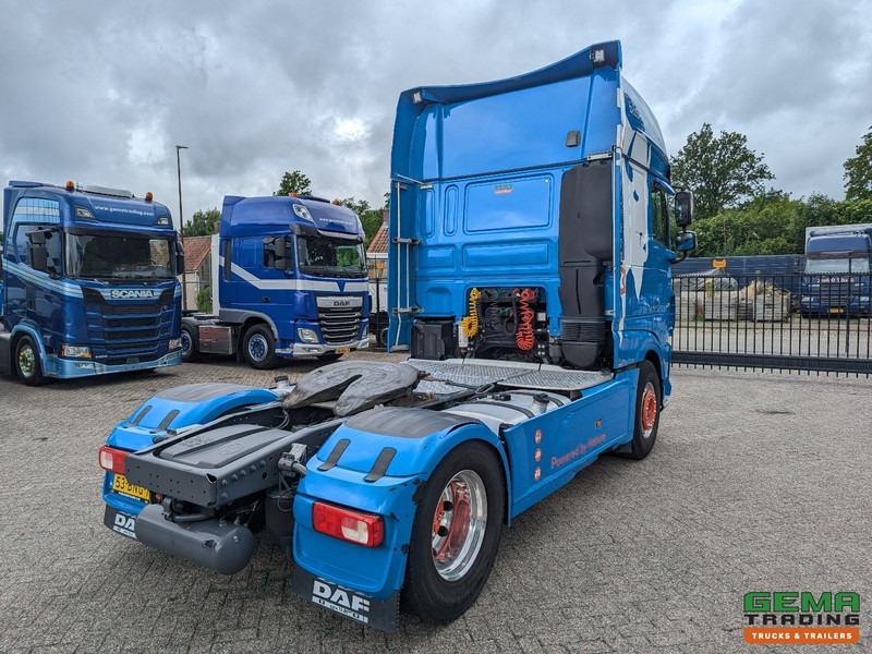 DAF XF 480 FT 4x2 SuperSpaceCab Euro6C - Dubbele tanks - Navi - Side skirts - TOP! - Влекач: снимка 3 DAF XF 480 FT 4x2 SuperSpaceCab Euro6C - Dubbele tanks - Navi - Side skirts - TOP! - Влекач: снимка 3