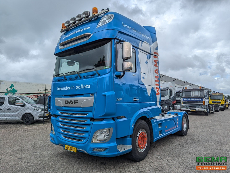 DAF XF 480 FT 4x2 SuperSpaceCab Euro6C - Dubbele tanks - Navi - Side skirts - TOP! - Влекач: снимка 1 DAF XF 480 FT 4x2 SuperSpaceCab Euro6C - Dubbele tanks - Navi - Side skirts - TOP! - Влекач: снимка 1