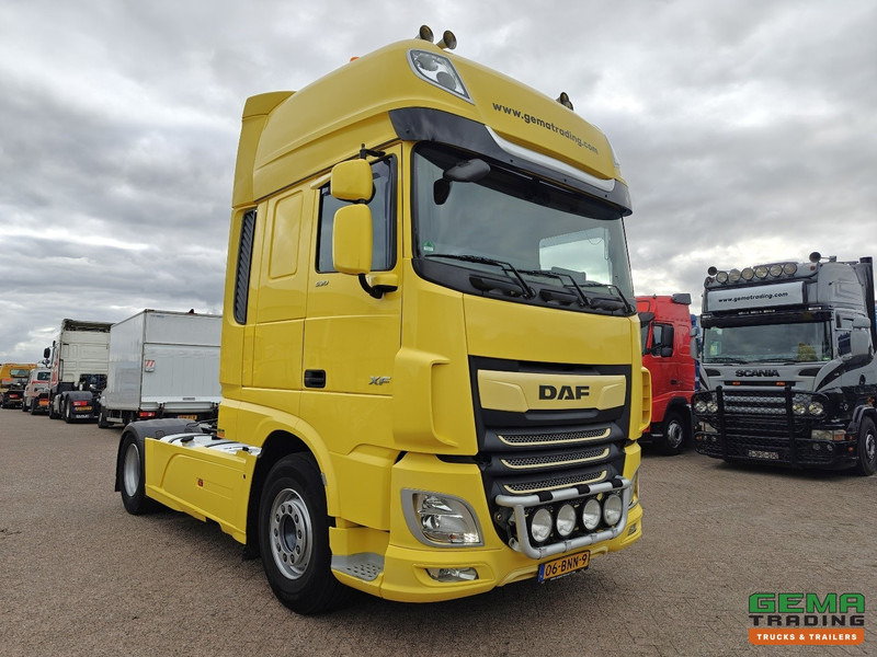 DAF XF 530 FT 4x2 SuperSpaceCab Euro6D -Dubbele Tanks - Vollucht - TV - SMARTTacho V2 - 01/2026 APK - Влекач: снимка 2 DAF XF 530 FT 4x2 SuperSpaceCab Euro6D -Dubbele Tanks - Vollucht - TV - SMARTTacho V2 - 01/2026 APK - Влекач: снимка 2