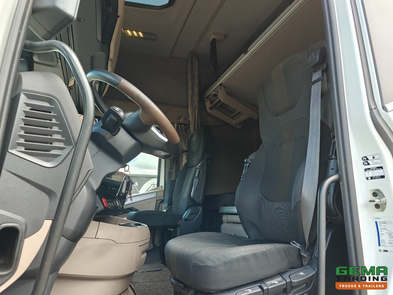 DAF XG+ 480 FT 4x2 Euro6E - MEGA/Lowdeck - Retarder - Dubbele tanks - MirrorCam - 2 DVS StarRating - Влекач: снимка 5 DAF XG+ 480 FT 4x2 Euro6E - MEGA/Lowdeck - Retarder - Dubbele tanks - MirrorCam - 2 DVS StarRating - Влекач: снимка 5
