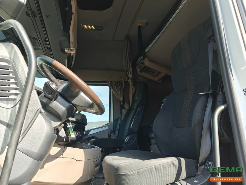 DAF XG+ 480 FT 4x2 Euro6E - MEGA/Lowdeck - Retarder - Dubbele tanks - MirrorCam - 270.000KM! - Влекач: снимка 5 DAF XG+ 480 FT 4x2 Euro6E - MEGA/Lowdeck - Retarder - Dubbele tanks - MirrorCam - 270.000KM! - Влекач: снимка 5