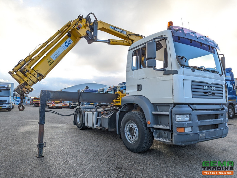 MAN TGA 18.410 4x2 LX Euro3 - MKG HLK225HP 4510KG - RadioGrafisch - Влекач: снимка 2 MAN TGA 18.410 4x2 LX Euro3 - MKG HLK225HP 4510KG - RadioGrafisch - Влекач: снимка 2