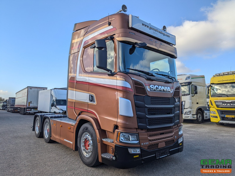Scania S730 6x4 Topline Euro6 - V8 - Retarder - Costum Interior - Vollucht - Alcoa's - Влекач: снимка 2 Scania S730 6x4 Topline Euro6 - V8 - Retarder - Costum Interior - Vollucht - Alcoa's - Влекач: снимка 2