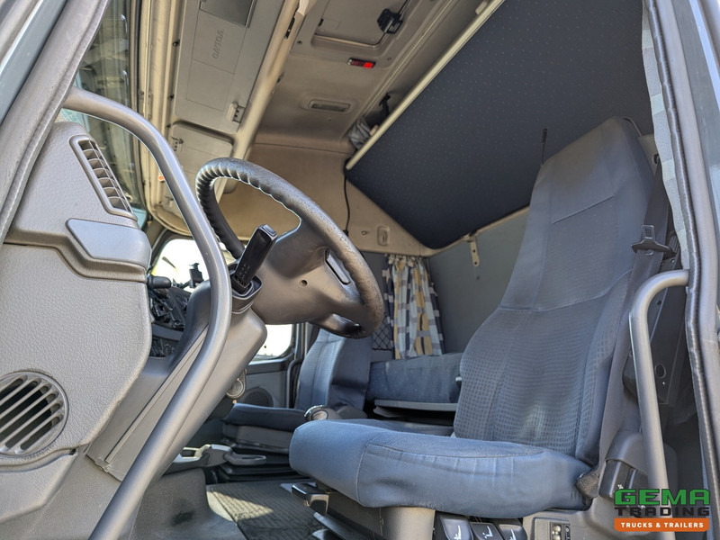 Volvo FH400 6x2 Globetrotter XL Euro5 - XLOW/Mega - Dubbele Tanks - Hefschotel - Влекач: снимка 5 Volvo FH400 6x2 Globetrotter XL Euro5 - XLOW/Mega - Dubbele Tanks - Hefschotel - Влекач: снимка 5
