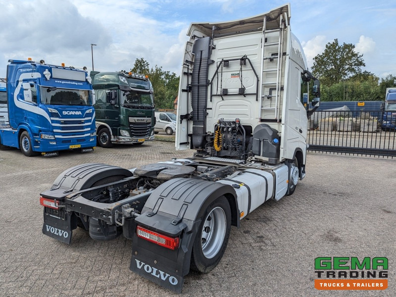 Volvo FH420 4x2 Euro6 FH420 4x2 Globetrotter Euro6 - XLOW / Mega - VEB+ - Double Tanks - Air Suspension (T1539) - Влекач: снимка 3 Volvo FH420 4x2 Euro6 FH420 4x2 Globetrotter Euro6 - XLOW / Mega - VEB+ - Double Tanks - Air Suspension (T1539) - Влекач: снимка 3