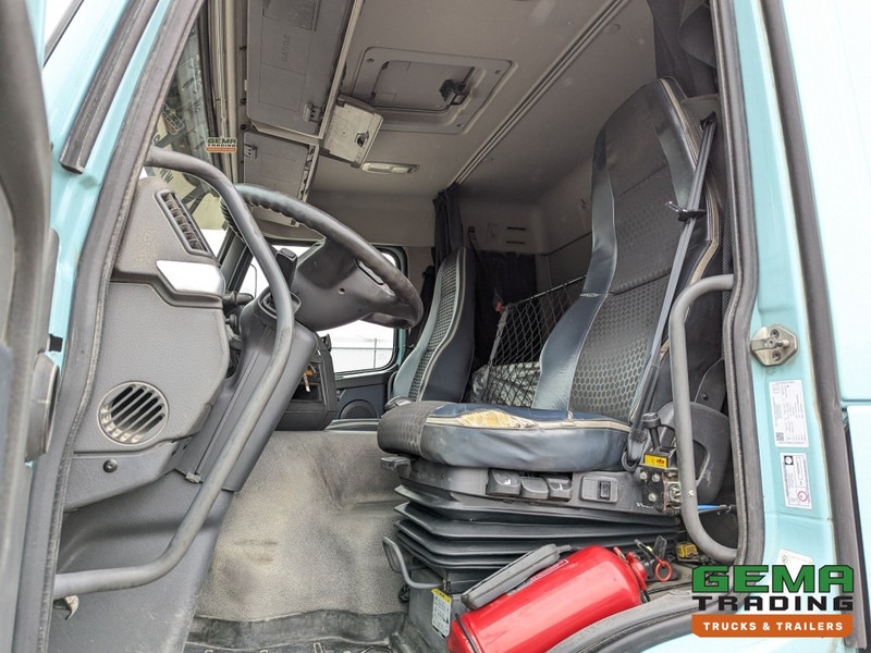 Влекач Volvo FMX410 4x2 SleepCab Euro5 Tipper Hydraulics - Toolbox (T1509): снимка 13