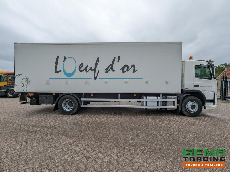 За превоз на животни камион Volvo FM330 4x2 Daycab Euro5 KuikenBak 8.2m + Webasto Heater + Dhollandia 2000KG: снимка 12