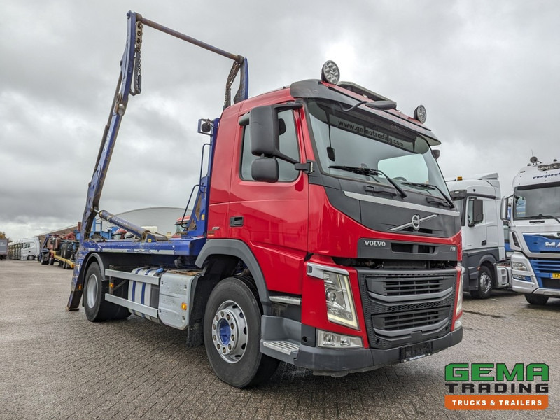 Volvo FM330 4x2 Daycab Euro6 JOAB PortaalSysteem 14T - Extendable - 251.000km - Мултилифт за контейнери камион: снимка 2 Volvo FM330 4x2 Daycab Euro6 JOAB PortaalSysteem 14T - Extendable - 251.000km - Мултилифт за контейнери камион: снимка 2