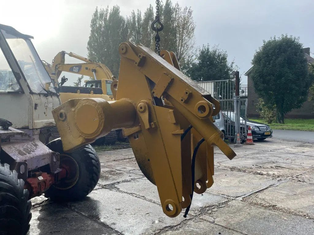 CAT Caterpillar Ripper compatible with D7R and D7H R CAT Ripper compatible with D7R and D7H Ripper compat - Скарификатор за Строителна техника: снимка 5 CAT Caterpillar Ripper compatible with D7R and D7H R CAT Ripper compatible with D7R and D7H Ripper compat - Скарификатор за Строителна техника: снимка 5