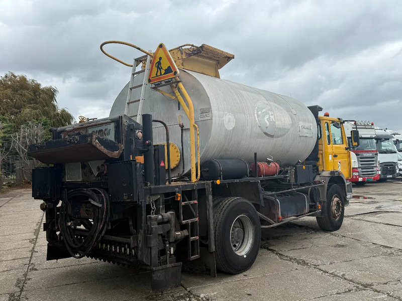 Renault G260 4X2 ACMAR Bitumen Sprayer 10.000L Spring/Spring Manual Gear - Камион: снимка 5 Renault G260 4X2 ACMAR Bitumen Sprayer 10.000L Spring/Spring Manual Gear - Камион: снимка 5