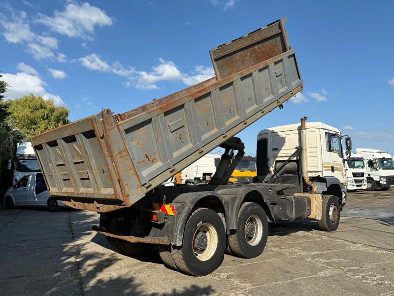 MAN TGA 26.360 6X4 Tipper Spring/Spring ZF Manual gear EURO3 - Самосвал камион: снимка 4 MAN TGA 26.360 6X4 Tipper Spring/Spring ZF Manual gear EURO3 - Самосвал камион: снимка 4
