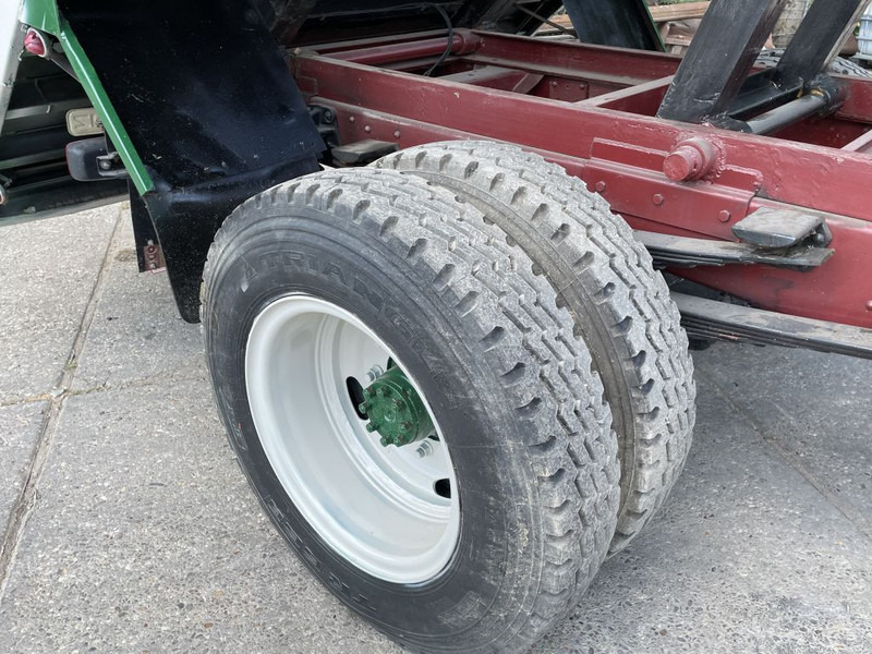 Mercedes-Benz 911 911 4X2 Tipper Manual Gear Spring/Spring *Top condition* - Самосвал камион: снимка 5 Mercedes-Benz 911 911 4X2 Tipper Manual Gear Spring/Spring *Top condition* - Самосвал камион: снимка 5