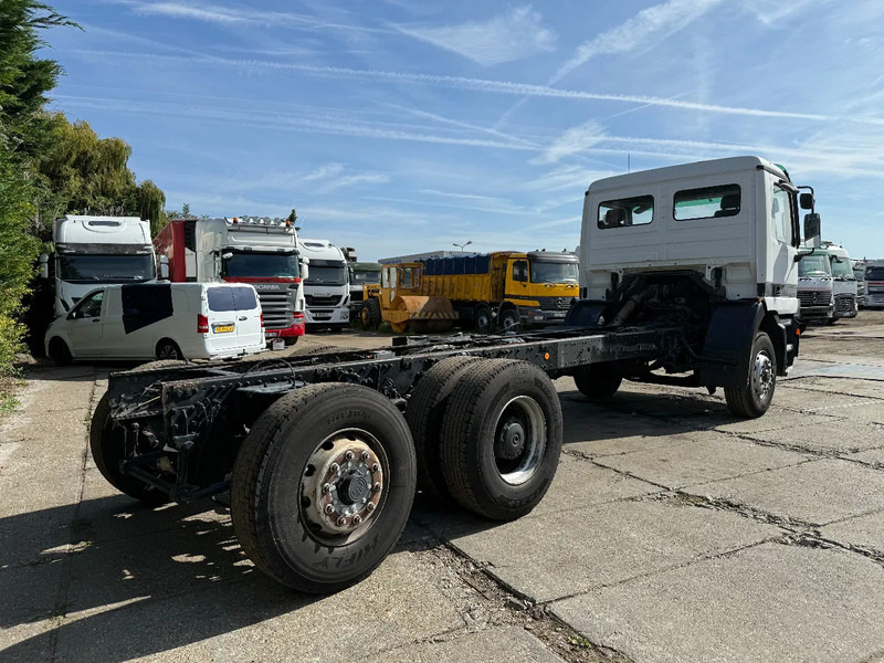 Mercedes-Benz ACTROS 2540 V6 6X2 Chassis Spring/Air EPS 3 Pedal - Шаси кабина: снимка 5 Mercedes-Benz ACTROS 2540 V6 6X2 Chassis Spring/Air EPS 3 Pedal - Шаси кабина: снимка 5