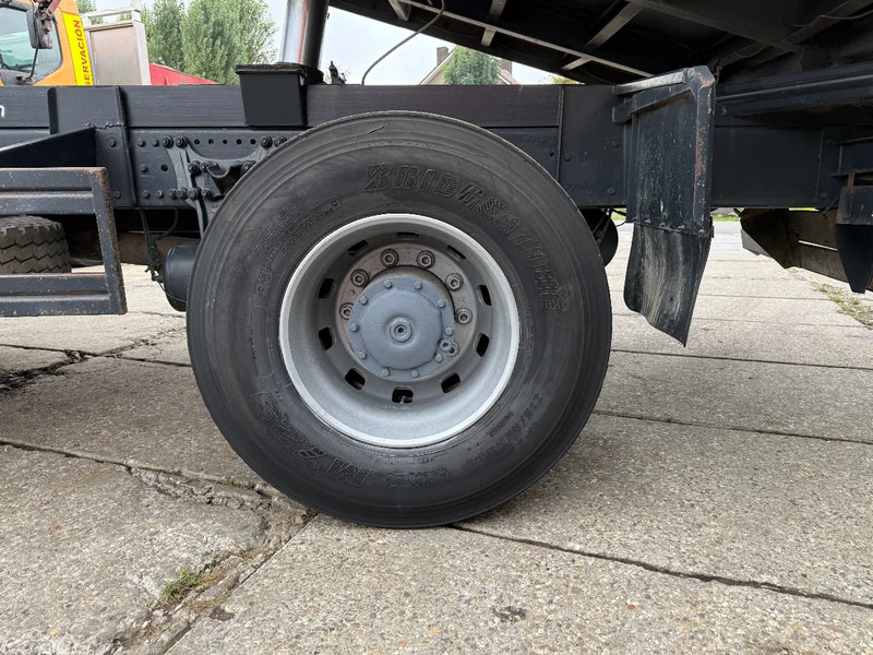 Mercedes-Benz Actros 1831 V6 4X2 Tipper + crane EPS Manual Gearbox 3 peddal - Самосвал камион, Камион с кран: снимка 5 Mercedes-Benz Actros 1831 V6 4X2 Tipper + crane EPS Manual Gearbox 3 peddal - Самосвал камион, Камион с кран: снимка 5