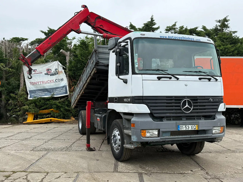Mercedes-Benz Actros 1831 V6 4X2 Tipper + crane EPS Manual Gearbox 3 peddal - Самосвал камион, Камион с кран: снимка 1 Mercedes-Benz Actros 1831 V6 4X2 Tipper + crane EPS Manual Gearbox 3 peddal - Самосвал камион, Камион с кран: снимка 1