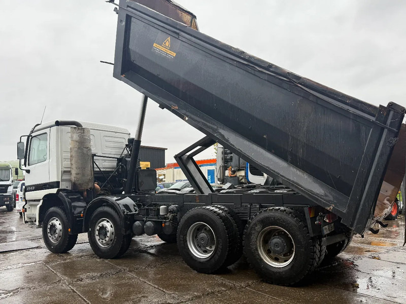 Mercedes-Benz Actros 4143 V6 8X4 Tipper Spring/Spring MP1 Manual Gear - Самосвал камион: снимка 3 Mercedes-Benz Actros 4143 V6 8X4 Tipper Spring/Spring MP1 Manual Gear - Самосвал камион: снимка 3