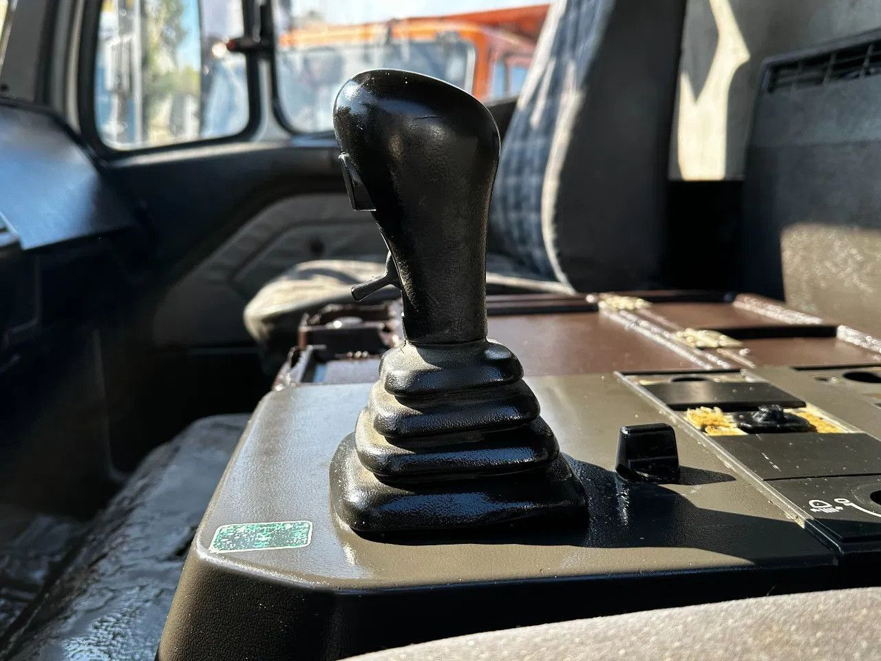 Самосвал камион Mercedes-Benz SK 1733 V6 4X2 Tipper Spring/Spring EPS Manual G: снимка 14