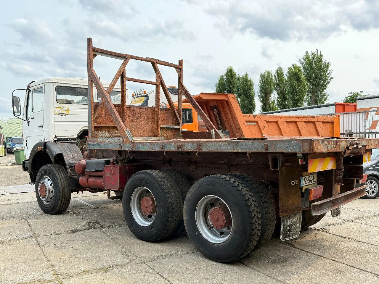 Mercedes-Benz SK 2628 V8 6X6 Platform Spring/Spring Manual gea - Бордови камион: снимка 3 Mercedes-Benz SK 2628 V8 6X6 Platform Spring/Spring Manual gea - Бордови камион: снимка 3