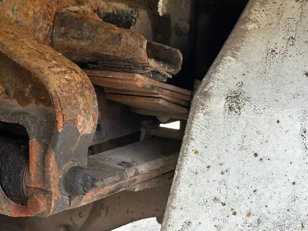 Боклукчийска кола Mitsubishi Canter GARBAGE TRUCK SPRING/SPRING MANUAL GEARBO: снимка 16