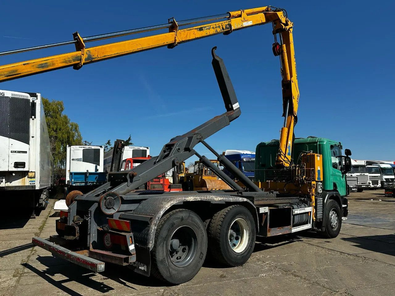 Scania P114-380 6X2 Ampirol + Heila 13000 5T Crane Manu - Контейнеровоз/ Сменна каросерия камион: снимка 5 Scania P114-380 6X2 Ampirol + Heila 13000 5T Crane Manu - Контейнеровоз/ Сменна каросерия камион: снимка 5