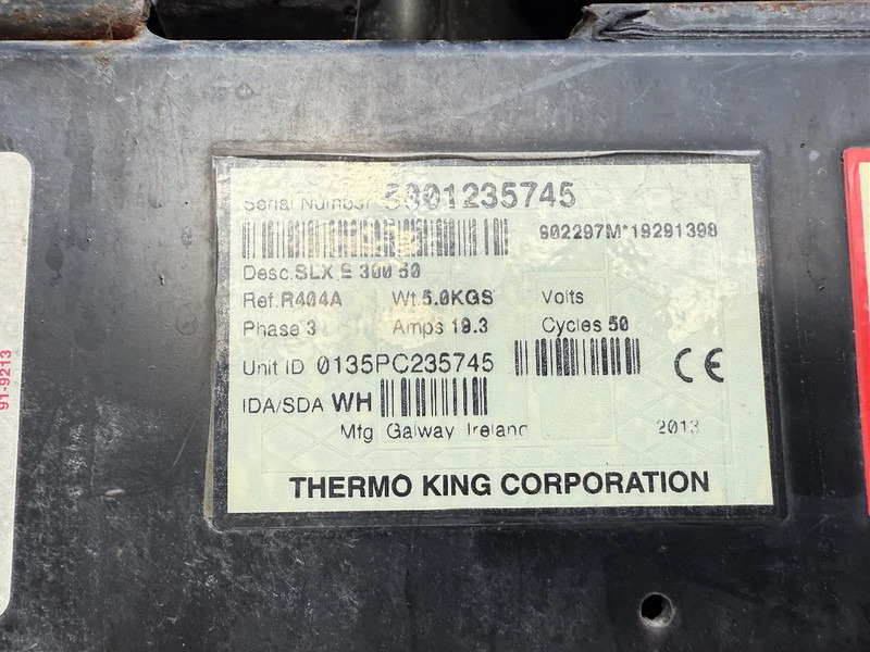 Schmitz Cargobull 3 Axle FRIGO Thermoking SLXe300 H260cm - Рефрижератор полуремарке: снимка 5 Schmitz Cargobull 3 Axle FRIGO Thermoking SLXe300 H260cm - Рефрижератор полуремарке: снимка 5