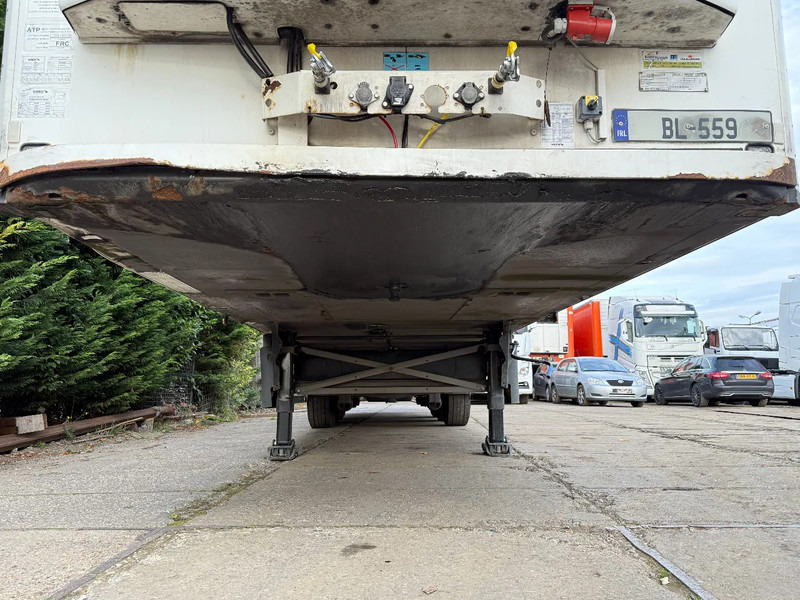 Schmitz Cargobull 3 Axle FRIGO Thermoking SLXe300 H260cm - Рефрижератор полуремарке: снимка 2 Schmitz Cargobull 3 Axle FRIGO Thermoking SLXe300 H260cm - Рефрижератор полуремарке: снимка 2