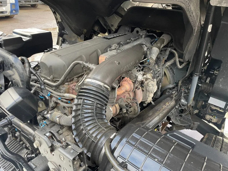 Влекач DAF XF 106.460 4X2 Tractor-unit Spring/Air Retarder Euro6: снимка 13