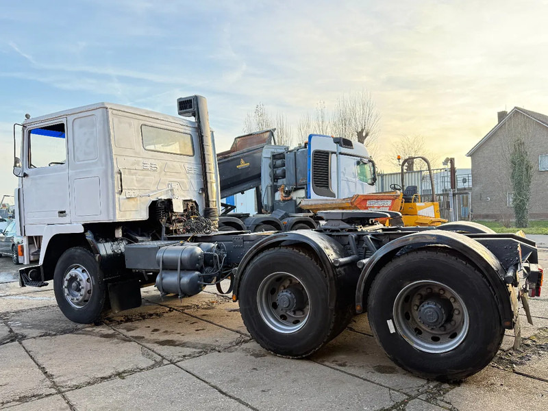 Volvo F 12 Turbo B 380 6X4 Tractor-Unit Spring/Spring Manual Gearbox - Влекач: снимка 3 Volvo F 12 Turbo B 380 6X4 Tractor-Unit Spring/Spring Manual Gearbox - Влекач: снимка 3