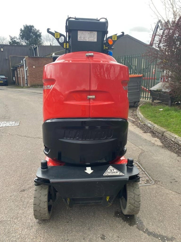 Manitou 100 VJR - Вертикална работна платформа: снимка 5 Manitou 100 VJR - Вертикална работна платформа: снимка 5