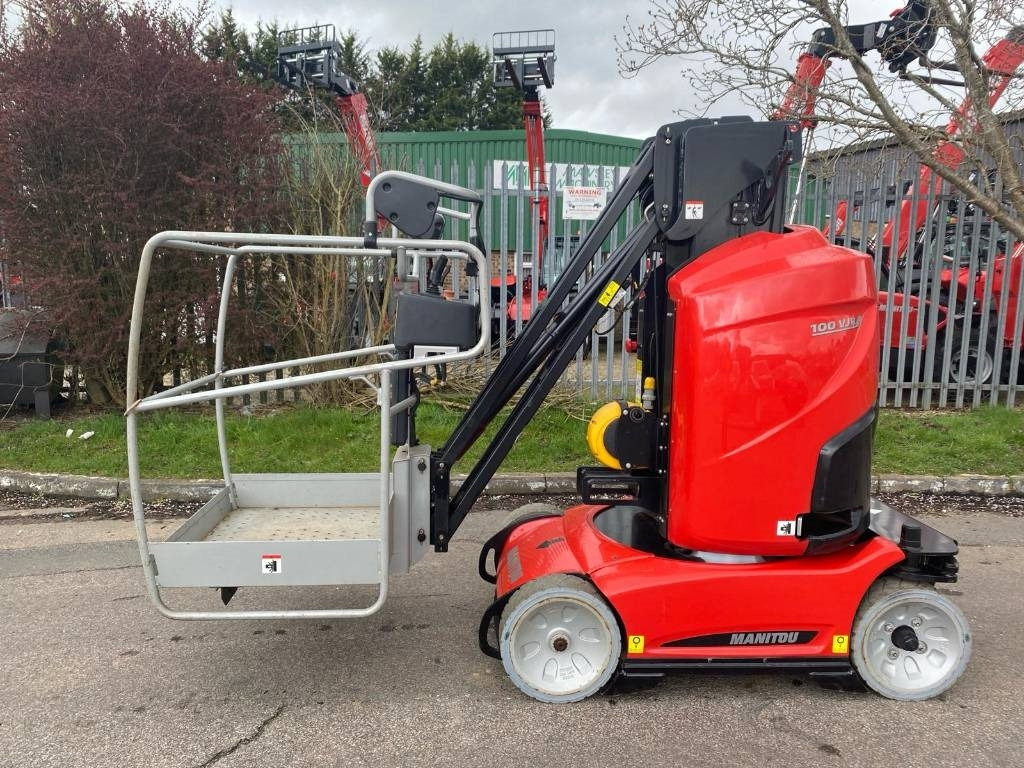 Manitou 100 VJR - Вертикална работна платформа: снимка 1 Manitou 100 VJR - Вертикална работна платформа: снимка 1