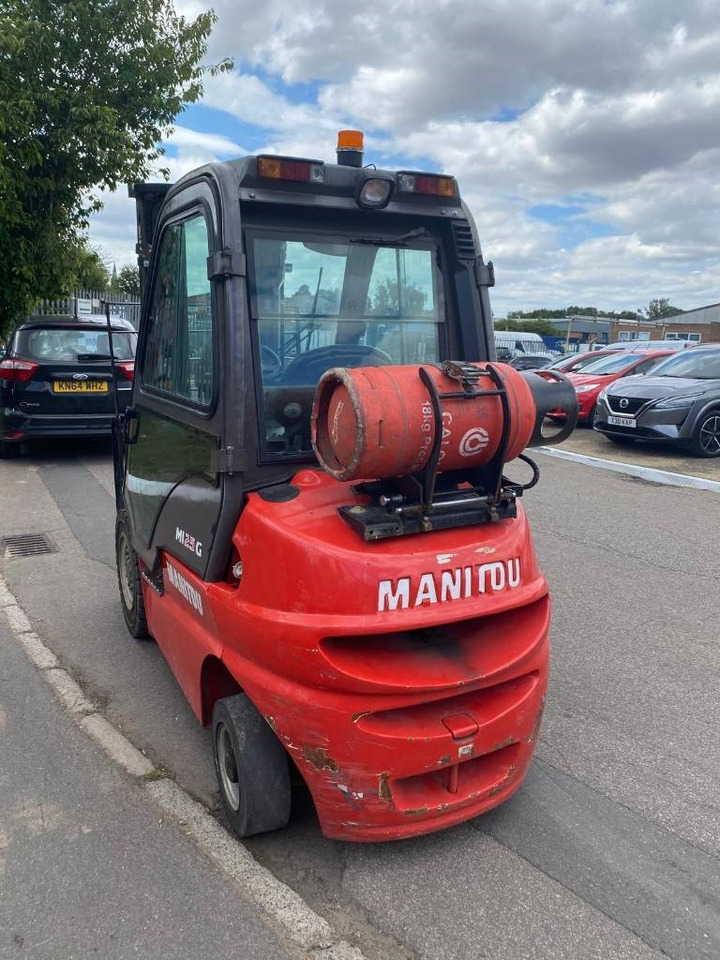 Manitou MI 25 G - Газокар: снимка 3 Manitou MI 25 G - Газокар: снимка 3
