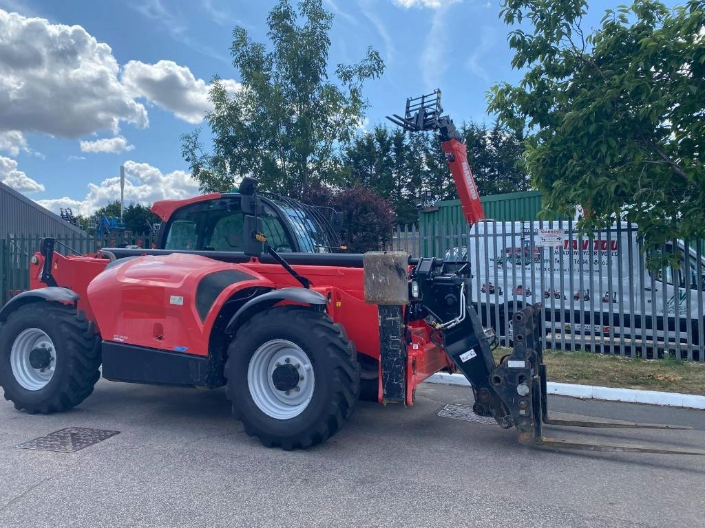 Телескопичен товарач Manitou MT 1440: снимка 6