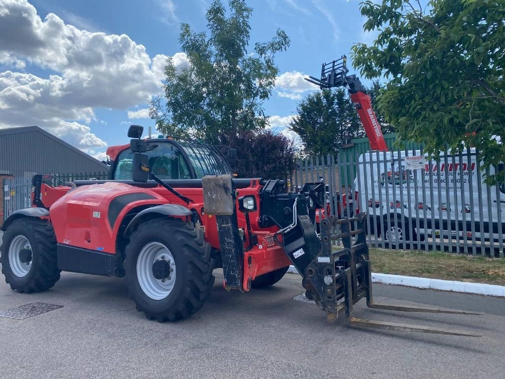 Телескопичен товарач Manitou MT 1440: снимка 7