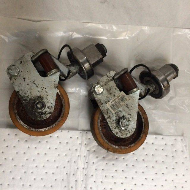 2 X Steering wheels - Волан за Подемно-транспортна техника: снимка 1 2 X Steering wheels - Волан за Подемно-транспортна техника: снимка 1