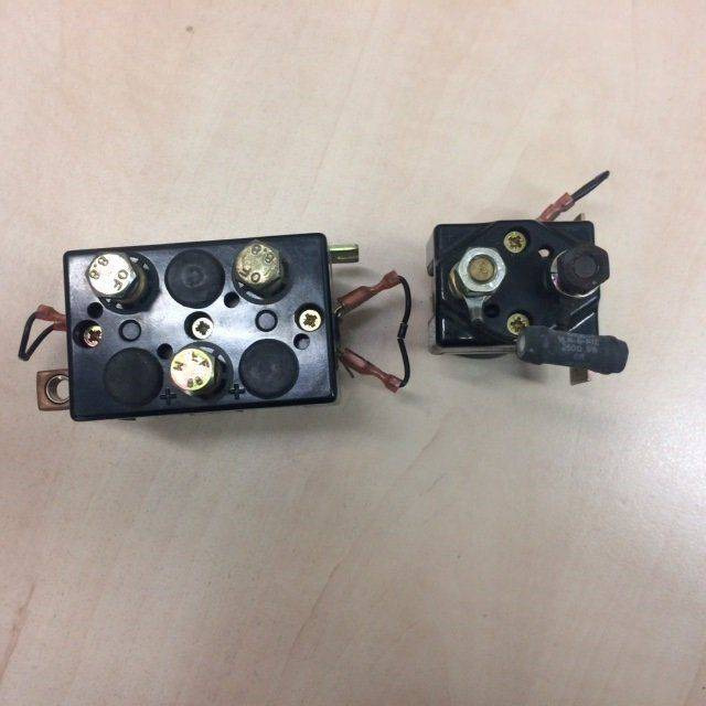 2X Contactors for Scrubber vacuum cleaner Nilfisk BR 850 - Електрическа система за Почистваща машина: снимка 2 2X Contactors for Scrubber vacuum cleaner Nilfisk BR 850 - Електрическа система за Почистваща машина: снимка 2