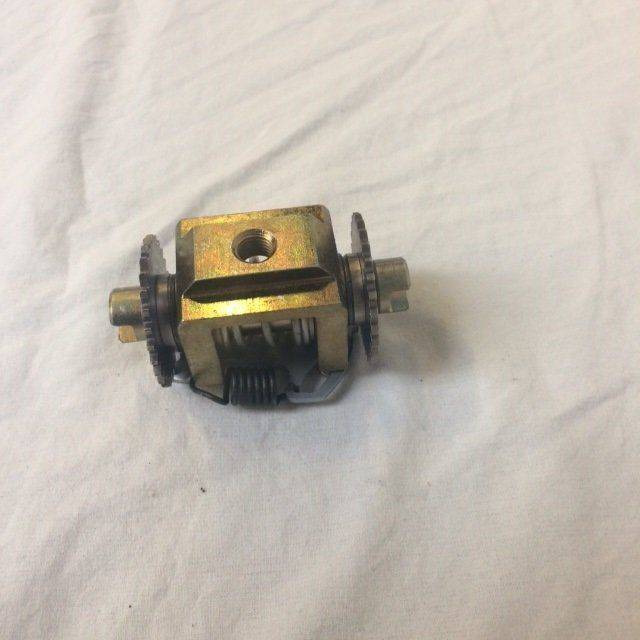 Adjustment AS for Caterpillar V40E-50E - Части на спирачната система за Подемно-транспортна техника: снимка 1 Adjustment AS for Caterpillar V40E-50E - Части на спирачната система за Подемно-транспортна техника: снимка 1