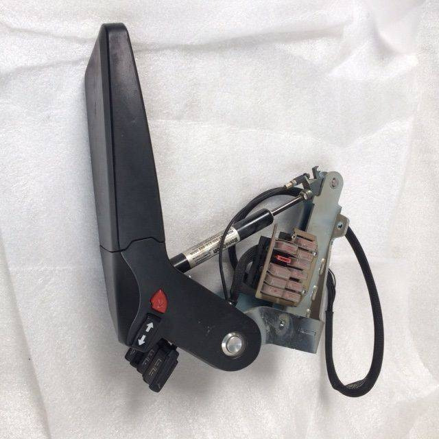 Armrest with many functions for Caterpillar - Електрическа система за Подемно-транспортна техника: снимка 5 Armrest with many functions for Caterpillar - Електрическа система за Подемно-транспортна техника: снимка 5