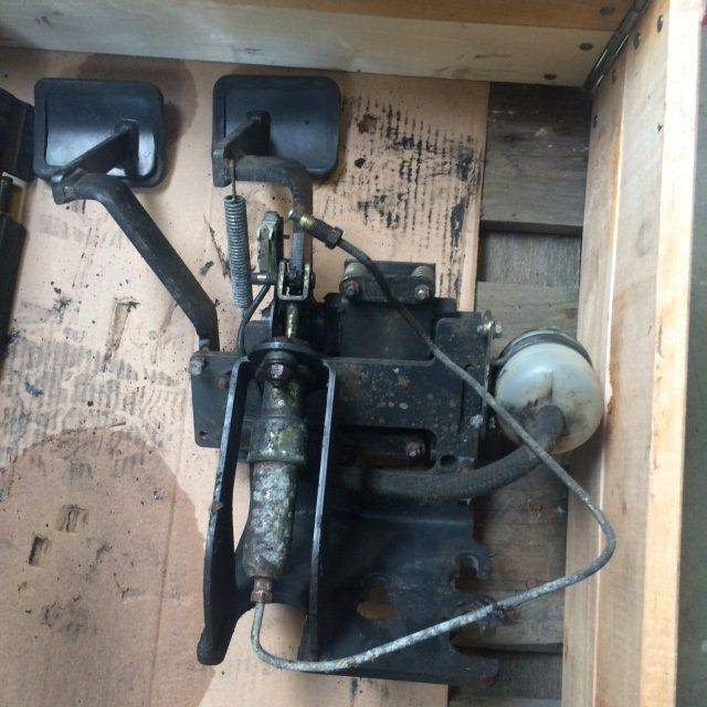 Brake & Accelerator for Linde R14-20, BR 115-02/115-C-02 - Педал за Подемно-транспортна техника: снимка 2 Brake & Accelerator for Linde R14-20, BR 115-02/115-C-02 - Педал за Подемно-транспортна техника: снимка 2