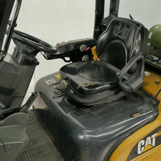 Caterpillar GP25N - Газокар: снимка 3 Caterpillar GP25N - Газокар: снимка 3