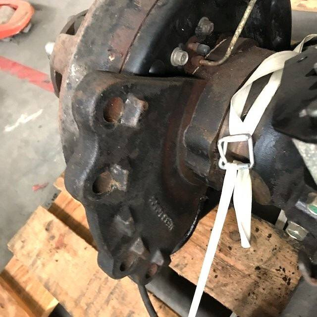 Complete front axle for Caterpillar - Ос и части за Подемно-транспортна техника: снимка 5 Complete front axle for Caterpillar - Ос и части за Подемно-транспортна техника: снимка 5